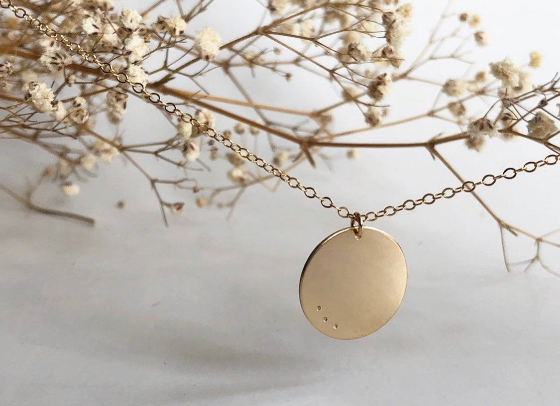 Custom Dot Stamped Cirlce Pendant Necklace - Highest Quality 14/20 Gold Fill - Dots for each child - Personalized gift - Hypoallergenic