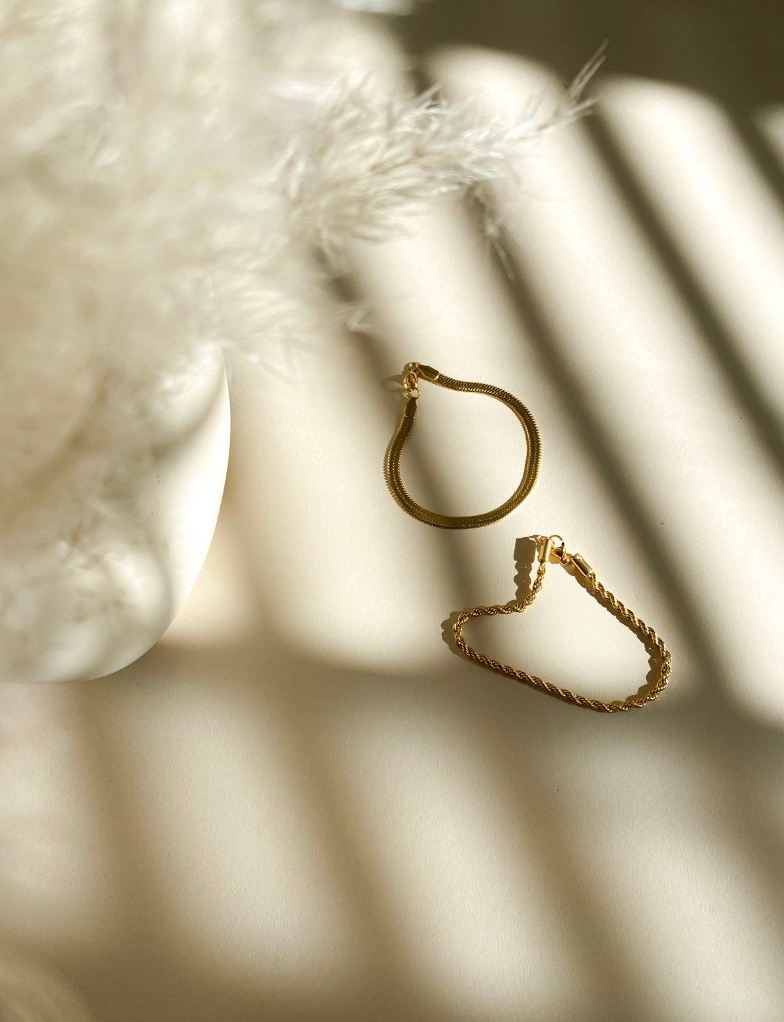 14k Gold filled Herringbone Bracelet - Tarnish resistant - High quality - Gold chain