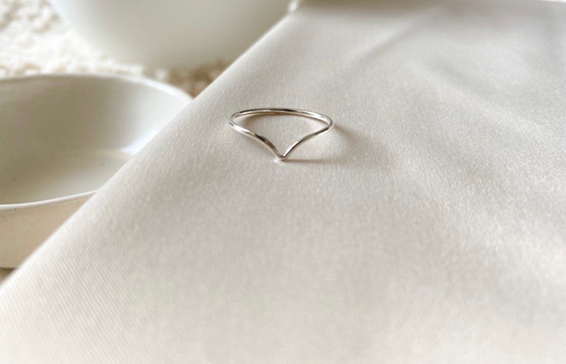 Sterling Silver V ring - Hypoallergenic - Tarnish resistant - Stacking rings - Midi rings - ring sets - skinny ring